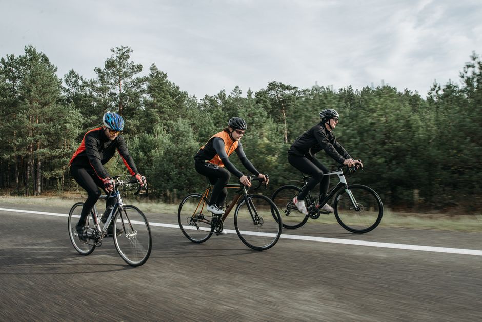 Best Cycling Jerseys 2026 — Triumph Bike Reviews