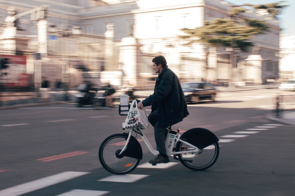 Best E-Bikes for Tall Riders 2026 — Triumph Bike Reviews